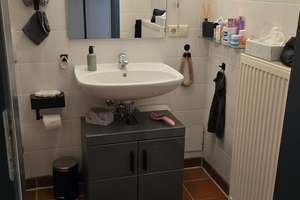 Ruhige EG-Wohnung mit En-Suite-Vollbad, 2 Terrassen, privatem Eingang & 2 Pkw-Stellplätzen – Am Grefenhoop 13, 38110 Wenden-Thune-Harxbüttel, Braunschweig – Vorschaubild 9