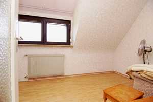 Nürnberg: Freistehendes Einfamilienhaus auf ca.  740 m² Grundstück. Nähe Birkenwaldklinik – Röthenbach West, Nürnberg, 90449 Nürnberg – Vorschaubild 12