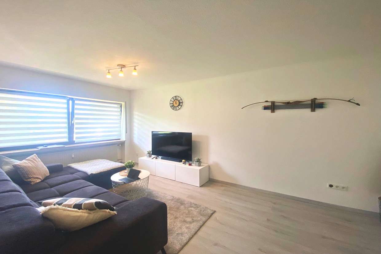 Immobilie in Stadtprozelten - RENOVIERTES EINFAMILIENHAUS MIT EINLIEGERWOHNUNG IN IDYLLISCHER LAGE - Bild 0