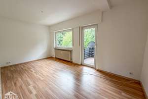 Lichtdurchflutete 4-Zimmer-Wohnung mit zwei Balkonen in Stuttgart-Kaltental – Die vollständige Adresse der Immobilie erhältst du vom Anbieter., 70569 Kaltental, Stuttgart – Vorschaubild 5