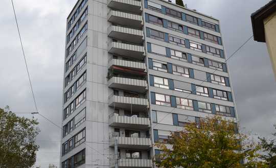 3-Zimmer-Wohnung mit Balkon und Einbauküche in Karlsruhe