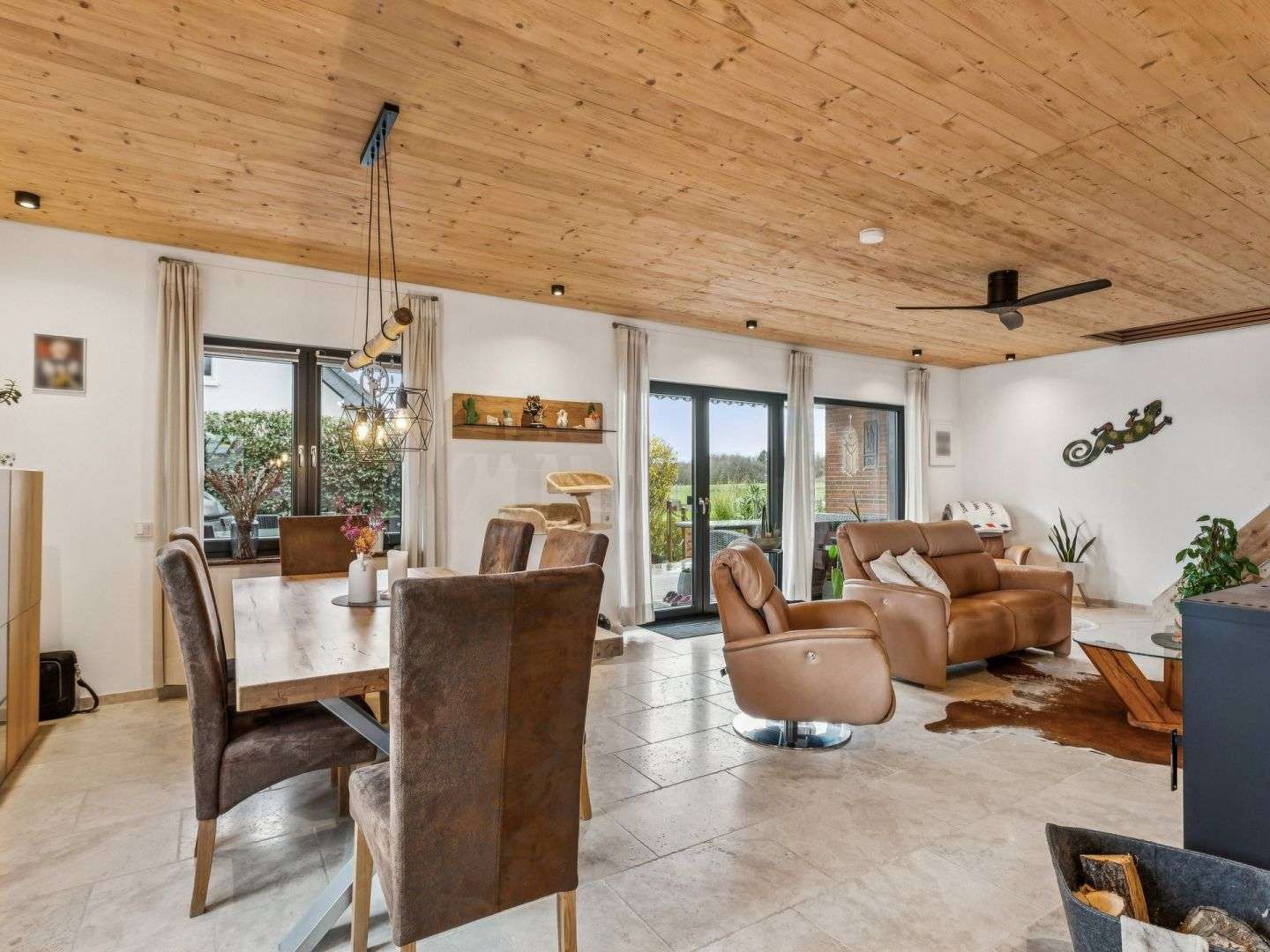 Immobilie in Asbach - Ein Zuhause zum Verlieben – hochwertig saniertes Einfamilienhaus in Traumlage am Feldrand in Asbach - Bild 0