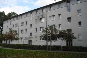 Miet mich - interessante 2,5-Zimmer-Wohnung mit Ausblick