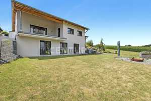 Unverbauter Blick ins Grüne! Modernes Einfamilienhaus mit Garten und hochwertiger Ausstattung – Straubing-Bogen (Kreis) – Vorschaubild 4