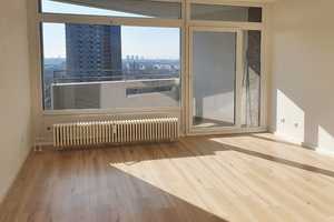 Wunderschöne 2-Zimmer-Wohnung im 16. OG zu vermieten – Geraer Ring 10, 68309 Mannheim – Vorschaubild 1