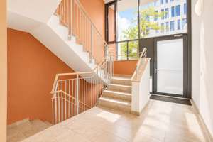 Zum Wohlfühlen oder Investieren: Lichtdurchflutete 2-Zimmer-Wohnung mit XXL-Balkon am Bavariapark – Die vollständige Adresse der Immobilie erhältst du vom Anbieter., 80339 Schwanthalerhöhe (Ortsteil), München – Vorschaubild 12