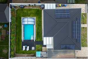 Modernes und autarkes Einfamilienhaus in idyllischer Lage mit gehobener Außenanlage und Pool – Bad Kreuznach (Kreis) – Vorschaubild 4