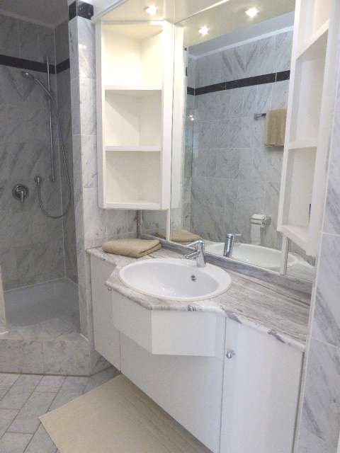 Wieder mal zu lange auf dem Merkzettel gehabt....... V-E-R-K-A-U-F-T ... image