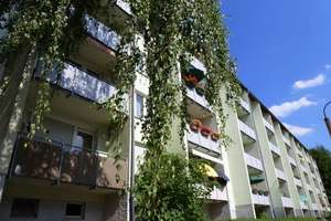 SCHÖNE 3-RAUM Wohnung mit BALKON im Herzen von Chemnitz – Reitbahnstraße 49, 9111 Zentrum, Chemnitz – Vorschaubild 1