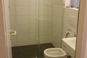 Schöne 3,5 Zimmer Wohnung in zentraler Lage (2 Badezimmer im Jahr 2016 modernisiert) – Niehler Straße 296, 50735 Niehl, Köln – Vorschaubild 12