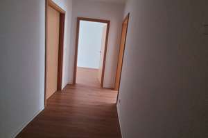 2-Raum Wohnung in Lage zentraler Lage mit Einbauküche – Bernsdorfer Straße 77, 9126 Bernsdorf, Chemnitz – Vorschaubild 13