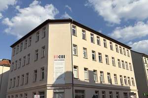 Lichtdurchflutete 3-Zimmer-Wohnung in zentraler Lage  – Hauptstraße 29, 4416 Markkleeberg – Vorschaubild 1