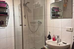 Großzügige Doppelhaushälfte mit Ausbaureserve in Gelsenkirchen- Hassel – Die vollständige Adresse der Immobilie erhältst du vom Anbieter., 45896 Hassel, Gelsenkirchen – Vorschaubild 8