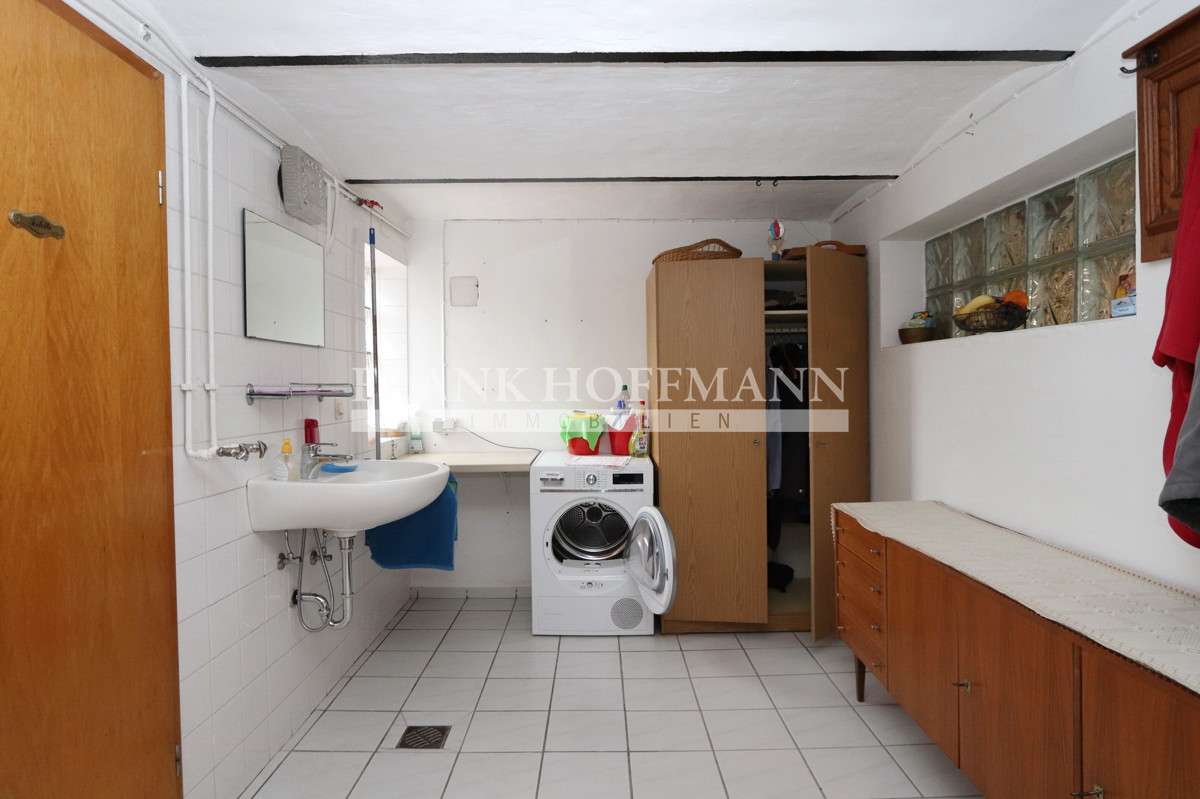 Immobilie in Hartenholm - Resthof mit Nebengebäuden und Erweiterungsmöglichkeiten in Hartenholm - Bild 0