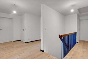 Traumlage! Teilrenovierter Bungalow mit Doppelgarage, separater ELW und großem Garten – Die vollständige Adresse der Immobilie erhältst du vom Anbieter., 91077 Neunkirchen am Brand – Vorschaubild 11