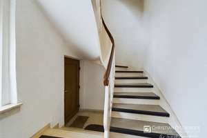 Frisch renovierte 3-Zimmer-Wohnung mit neuer Einbauküche – 93049 Westenviertel, Regensburg – Vorschaubild 10