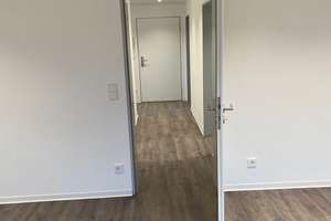 Attraktive 3-Zimmer-Wohnung mit Balkon und Einbauküche – Die vollständige Adresse der Immobilie erhältst du vom Anbieter., 74074 Heilbronn, Heilbronn – Vorschaubild 3