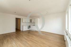 Heller 2-Zimmer-Neubau mit großem Balkon – modern & gepflegt – Die vollständige Adresse der Immobilie erhältst du vom Anbieter., 12529 Schönefeld – Vorschaubild 1