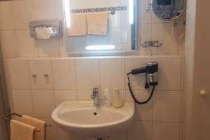 Gepflegte 1-Zimmer Möblierte Wohnung in Krefeld-Uerdingen – Die vollständige Adresse der Immobilie erhältst du vom Anbieter., 47829 Uerdingen, Krefeld – Vorschaubild 7