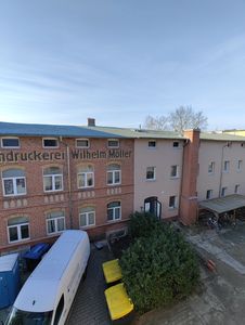 frisch sanierte barrierearme 2-Zimmer-Wohnung im Erdgeschoss – ruhig im Hinterhaus gelegen