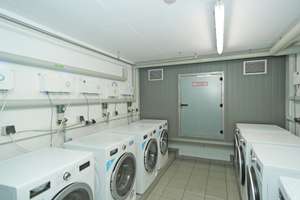 Studentenapartment in Haidhausen mit Dachterrasse, voll möbl. u. eingerichtet – Die vollständige Adresse der Immobilie erhältst du vom Anbieter., 81677 Steinhausen, München – Vorschaubild 12