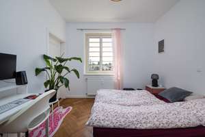 Altbaucharme: Helle 2-Zi.-Wohnung mit Fischgrätparkett, hohen Decken & 3,8 % Rendite in Lechhausen – Die vollständige Adresse der Immobilie erhältst du vom Anbieter., 86167 Lechhausen-Süd, Augsburg – Vorschaubild 3