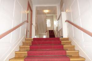 2-Zi-Altbau-Wohnung | Einbauküche | Parkett | Süd-Balkon | in Berlin-Westend – Die vollständige Adresse der Immobilie erhältst du vom Anbieter., 14052 Westend, Berlin – Vorschaubild 9
