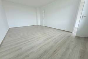 Lichtdurchflutete 3-Zimmer-Wohnung mit Balkon! – Nietzscheweg 1, 45279 Freisenbruch, Essen – Vorschaubild 8
