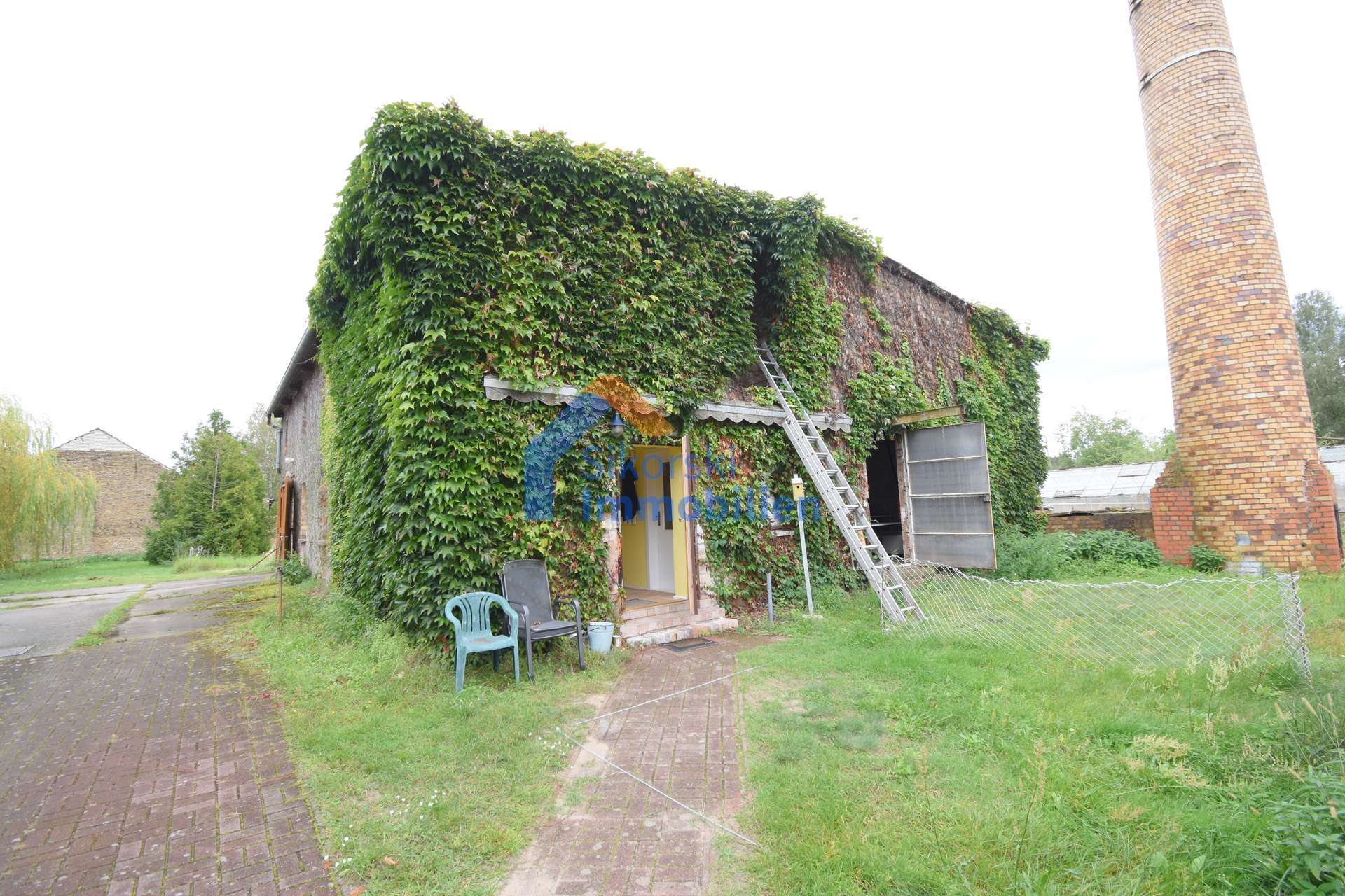 Großzügiges Grundstück mit ehemaligem Heizhaus & Sozialtrakt in Zossen OT Schöneiche, Teltow Fläming Kreis – Bild 1