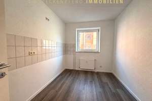 Barrierefreie 2-Zi-Terrassenwohnung nach Renovierung mit Blick auf die geschützte Gartenanlage! – Lenaustr. 14, 30169 Calenberger Neustadt, Hannover – Vorschaubild 11