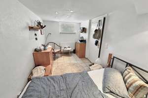 Wunderschöner Bungalow mit viel Potenzial in begehrter Lage von Berlin-Altglienicke – Die vollständige Adresse der Immobilie erhältst du vom Anbieter., 12524 Altglienicke, Berlin – Vorschaubild 16