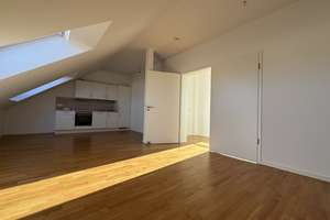 Schicke 3-Zimmer-Wohnung im Neubau mit Dachterasse, EBK und Tageslichtbad mit Dusche + Wanne