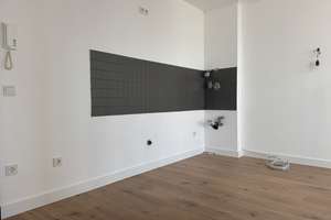 Zentrale 2-Zimmer Wohnung mit Parkplatz – Rheinstraße 19, 65183 Mitte, Wiesbaden – Vorschaubild 4