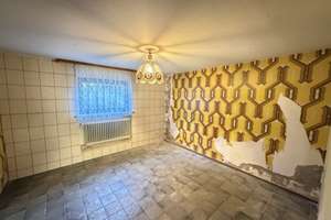 Gepflegtes Zweifamilienhaus mit großem Garten + Wintergarten und drei Garagen-Stellplätzen – Die vollständige Adresse der Immobilie erhältst du vom Anbieter., 90765 Sack, Braunsbach, Bislohe, Steinach, Fürth – Vorschaubild 40