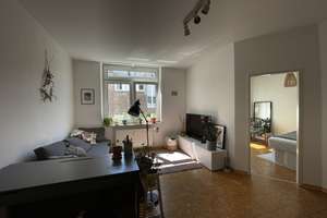 Bezugsfreie 2-Zimmer-Wohnung in sehr beliebter Lage – ruhig im gepflegten Hinterhaus – Blumenthalstraße 7, 50670 Neustadt/Nord, Köln – Vorschaubild 3