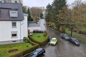 Freundliche, komforftable 2,5-Zimmer-DG-Wohnung mit gehobener Innenaustattung zur Miete