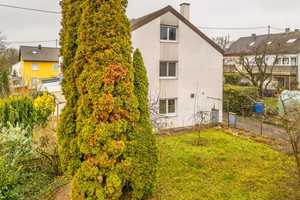 Reiheneckhaus in ruhiger Lage mit schönem Garten – Rems-Murr-Kreis – Vorschaubild 1