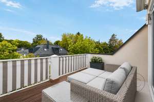 Dachgeschosswohnung mit beeindruckender Gesamtfläche, Terrasse, Balkon und 0,73 % Finanzierung – Die vollständige Adresse der Immobilie erhältst du vom Anbieter., 81827 Waldtrudering, München – Vorschaubild 4