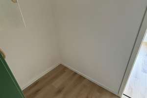 NEU-Sanierte 1-Zimmer mit Wannenbad, Vinylboden und EBK mgl. auf dem Kaßberg! – Henriettenstraße 77, 9112 Kaßberg, Chemnitz – Vorschaubild 9