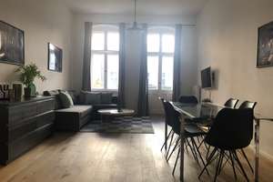 Spacious, fully furnished 3-room apartment with a balcony in Wedding