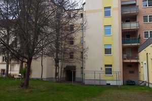 Erschwingliche EG (Hochparterre)-2-Raumwohnung in 07545 Gera – Berliner Straße 36, 7545 Gera – Vorschaubild 2