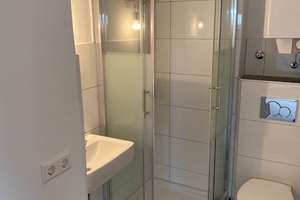 Schöne, sanierte, möblierte 1 ZKD mit neuer EBK, Balkon in Mannheim/Rheinau, 40qm , € 595,- + NK/HZ – Die vollständige Adresse der Immobilie erhältst du vom Anbieter., 68219 Rheinau, Mannheim – Vorschaubild 14