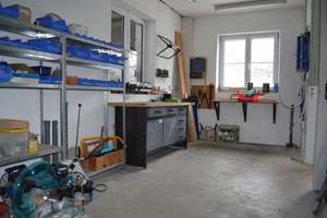 Großzügiges, familienfreundliches Einfamilienhaus -
mit viel Potenzial und Raum für Ideen – Die vollständige Adresse der Immobilie erhältst du vom Anbieter., 86923 Finning – Vorschaubild 19