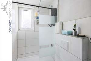 Bi-Hillegossen: Großzügiges Ein- bis Zweifamilienhaus mit schönem Gartengrundstück – Die vollständige Adresse der Immobilie erhältst du vom Anbieter., 33699 Stieghorst, Bielefeld – Vorschaubild 19