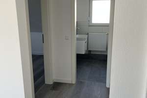 Vollständig renovierte 2-Zimmer-Wohnung mit Balkon, Keller und Tiefgaragenstellplatz in Pforzheim – Hachelallee 63, 75179 Nordstadt, Pforzheim – Vorschaubild 9