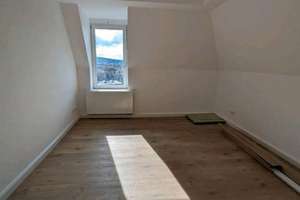 Kernsanierte 2,5 Zimmer Altbauwohnung in Grombühl – Rimparerstr. 10, 97080 Grombühl, Würzburg – Vorschaubild 2