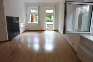 vermietete 4-Zimmer Erdgeschosswohnung mit Terrasse und Außenfläche in Lichterfelde (Steglitz) – Adolf-Martens-Straße 19, 12205 Lichterfelde, Berlin – Vorschaubild 4