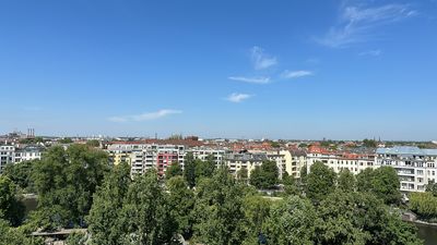 Verkaufe Charmante, Provisionsfreie  1-Zimmer NR-Wohnung im 9. OG mit Balkon in Berlin-Tiergarten