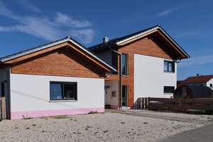 hochwertiger Neubau mit 2,5 WE *Pferdehaltung/Pferde* 1786 m² *provisionsfrei* – Die vollständige Adresse der Immobilie erhältst du vom Anbieter., 87754 Kammlach – Vorschaubild 2