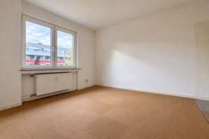 Großzügige 3 Raum Wohnung mit optimaler Raumaufteilung und Sonnenterrasse in begehrter Wohnlage – 40547 Lörick, Düsseldorf – Vorschaubild 10
